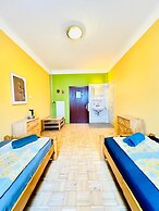 Affordable Central Rooms Near U3