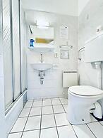 Affordable Central Rooms Near U3