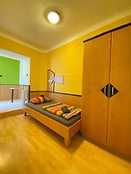 Affordable Central Rooms Near U3