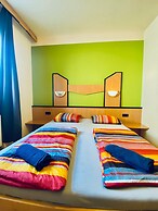 Affordable Central Rooms Near U3