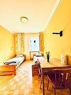 Affordable Central Rooms Near U3