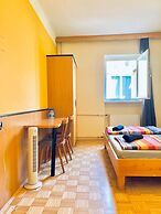 Affordable Central Rooms Near U3