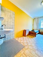 Affordable Central Rooms Near U3