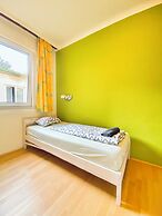 Affordable Central Rooms Near U3