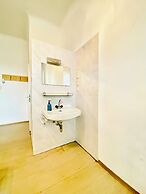 Affordable Central Rooms Near U3