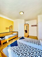 Affordable Central Rooms Near U3