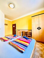 Affordable Central Rooms Near U3