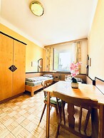 Affordable Central Rooms Near U3