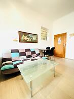 Affordable Central Rooms Near U3