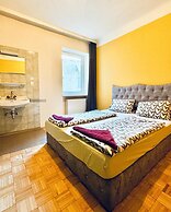 Affordable Central Rooms Near U3