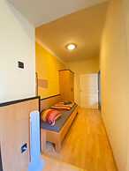 Affordable Central Rooms Near U3