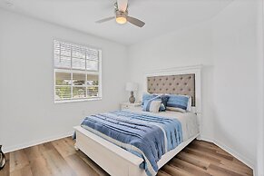 14121 Heritage Landing Blvd