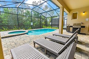 1909 Tropical Palms Circle