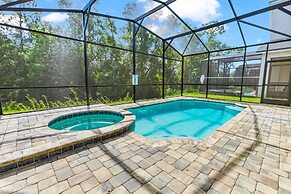 1909 Tropical Palms Circle