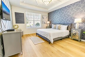 1909 Tropical Palms Circle