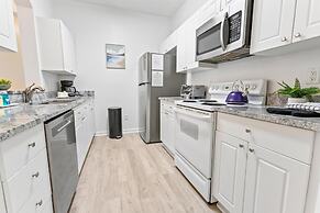 2304 Silver Palms dr