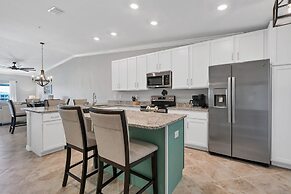 14060 Heritage Landing Blvd