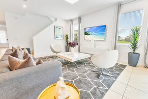 8999 Amelia Downs Trail