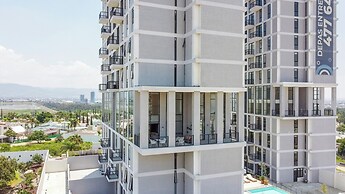 Luxury Condo Views of Festival del Globo