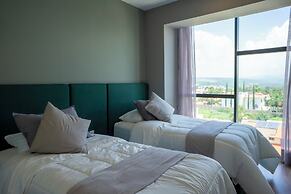 Luxury Condo Views of Festival del Globo