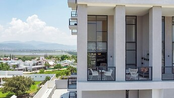 Luxury Condo Views of Festival del Globo