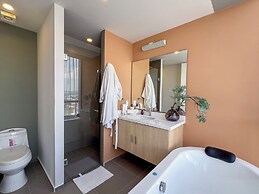 Luxury Condo Views of Festival del Globo