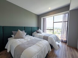 Luxury Condo Views of Festival del Globo