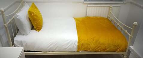 3br-sleeps6-parking-closetocity