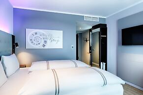 Premier Inn Lübeck City Centre