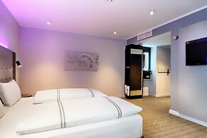 Premier Inn Lübeck City Centre