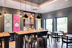 Premier Inn Lübeck City Centre