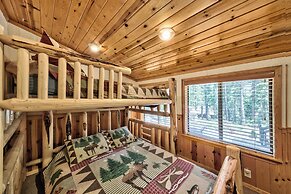 Central Clean Home with Hot Tub Near Ski