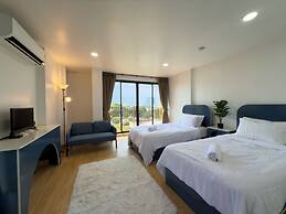 Breezewood Bangkok Hotel