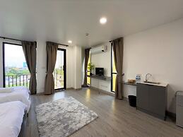 Breezewood Bangkok Hotel