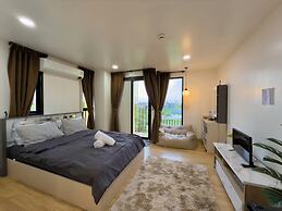 Breezewood Bangkok Hotel