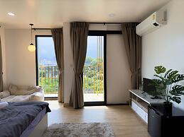 Breezewood Bangkok Hotel