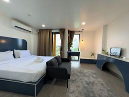 Breezewood Bangkok Hotel