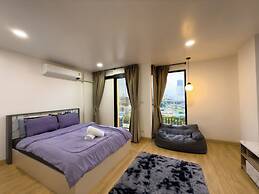 Breezewood Bangkok Hotel