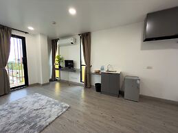 Breezewood Bangkok Hotel