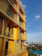 Breezewood Bangkok Hotel