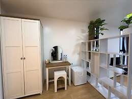 Breezewood Bangkok Hotel