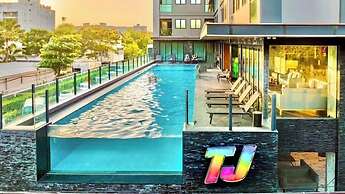 The Tj Hotel