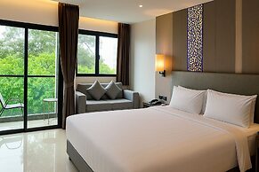 The Tj Hotel