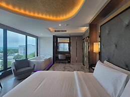 The Tj Hotel