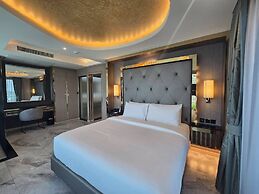The Tj Hotel