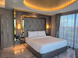 The Tj Hotel
