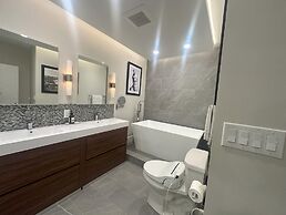 Rivetstays - Designer Walk Suites