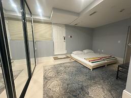 Rivetstays - Designer Walk Suites