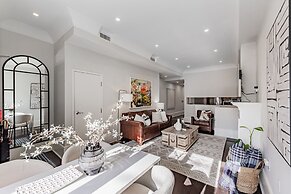 Rivetstays - Designer Walk Suites