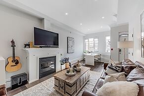 Rivetstays - Designer Walk Suites